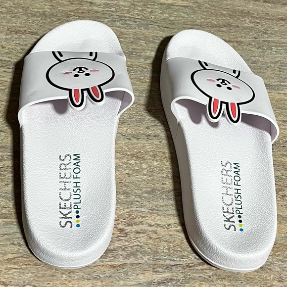 Sketchers plush foam line Friends slides - Picture 10 of 11